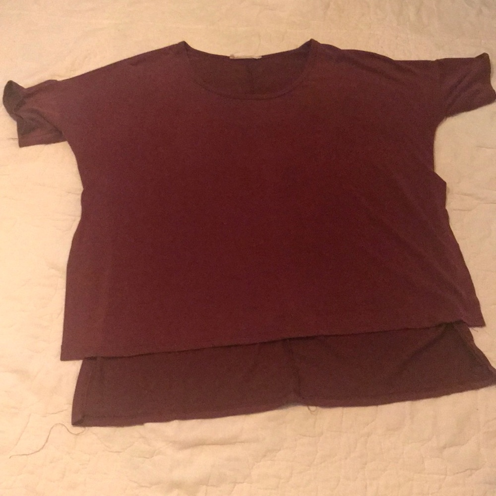 Short sleeve high low top